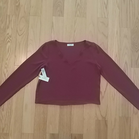 Babaton Murphy Blouse NWT - Picture 2 of 2